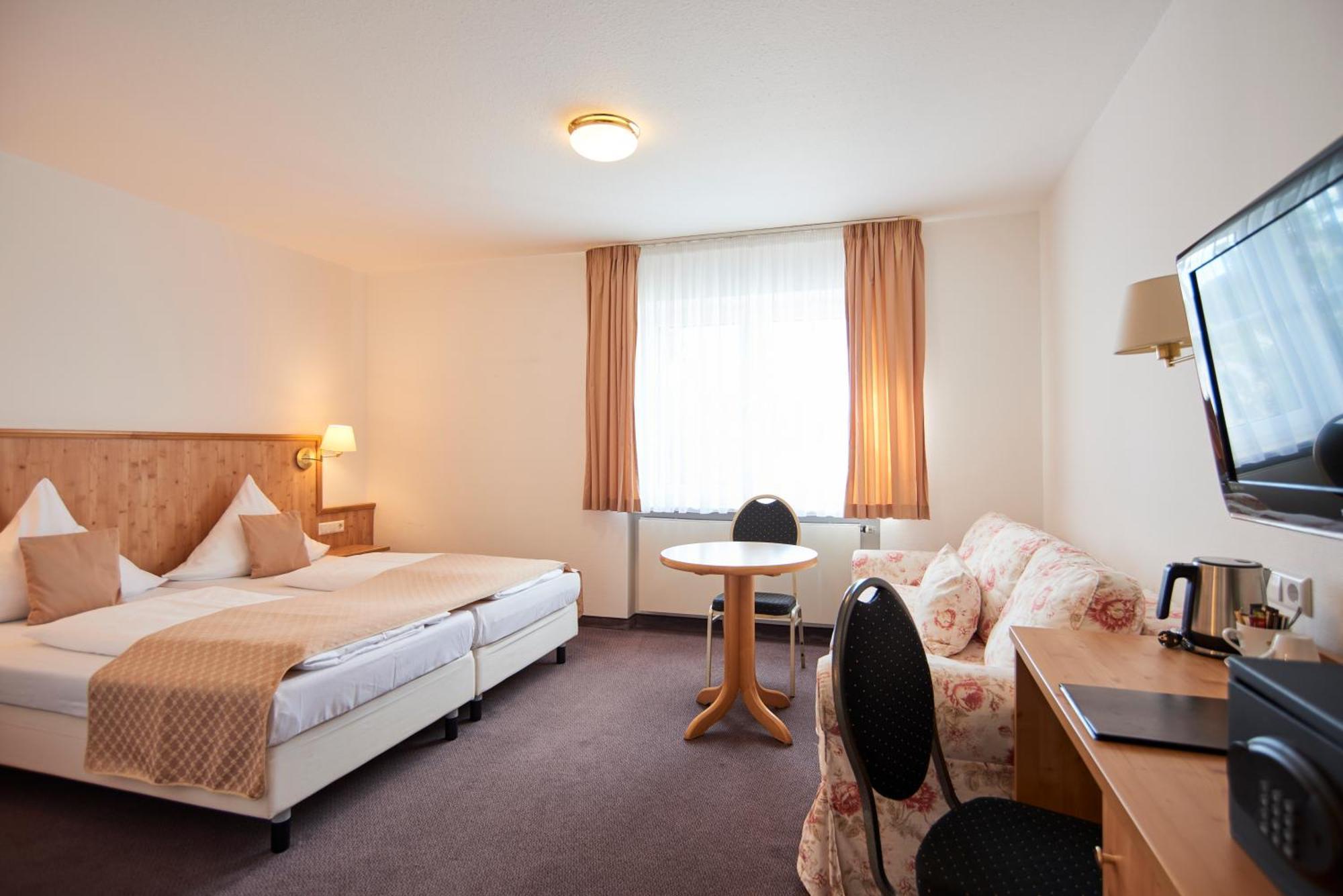 Hotel Restaurant Adler Westhausen  Luaran gambar