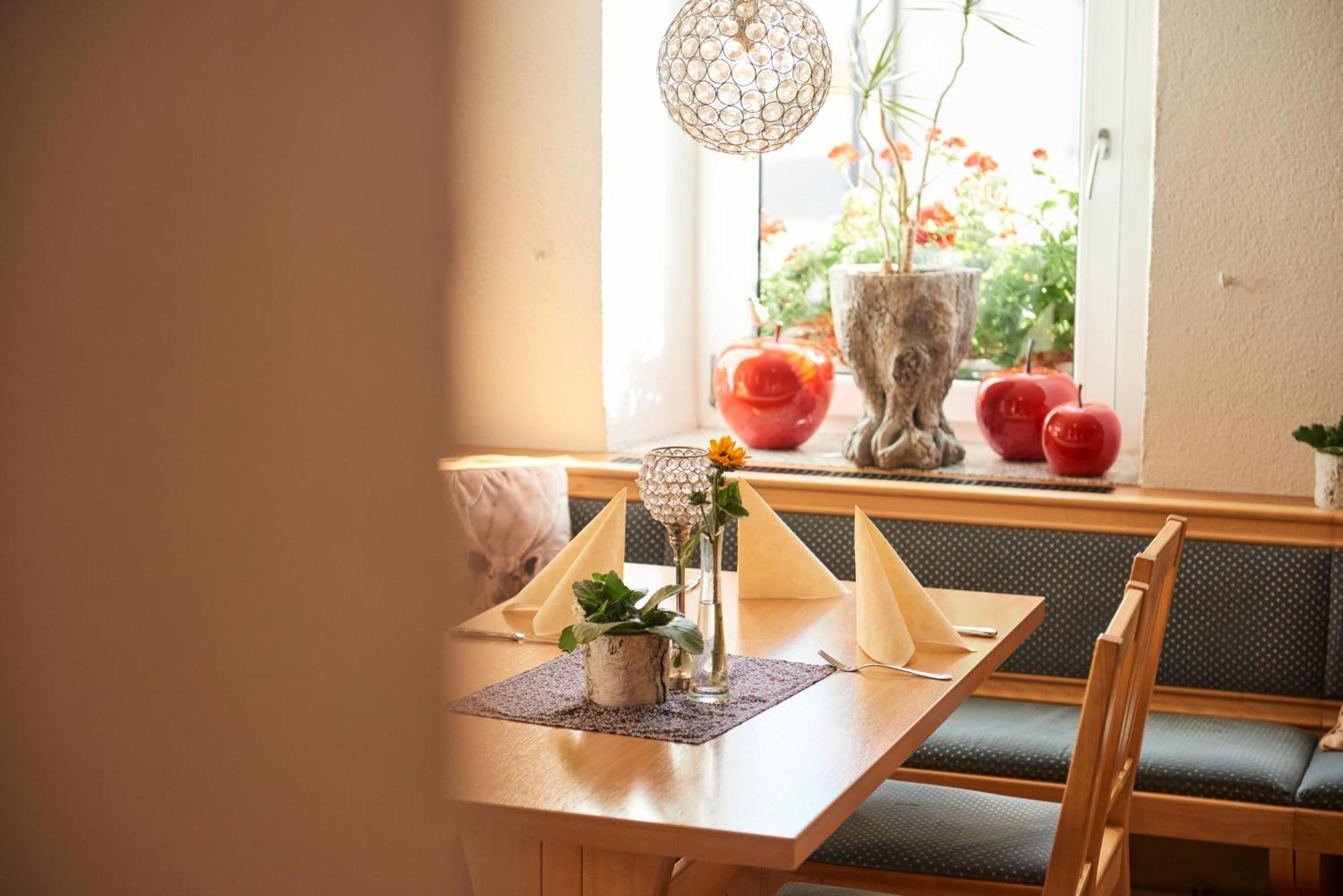 Hotel Restaurant Adler Westhausen  Luaran gambar